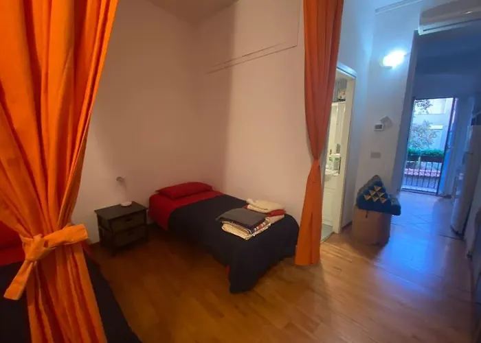 Apartment Over The Ruins Rom
